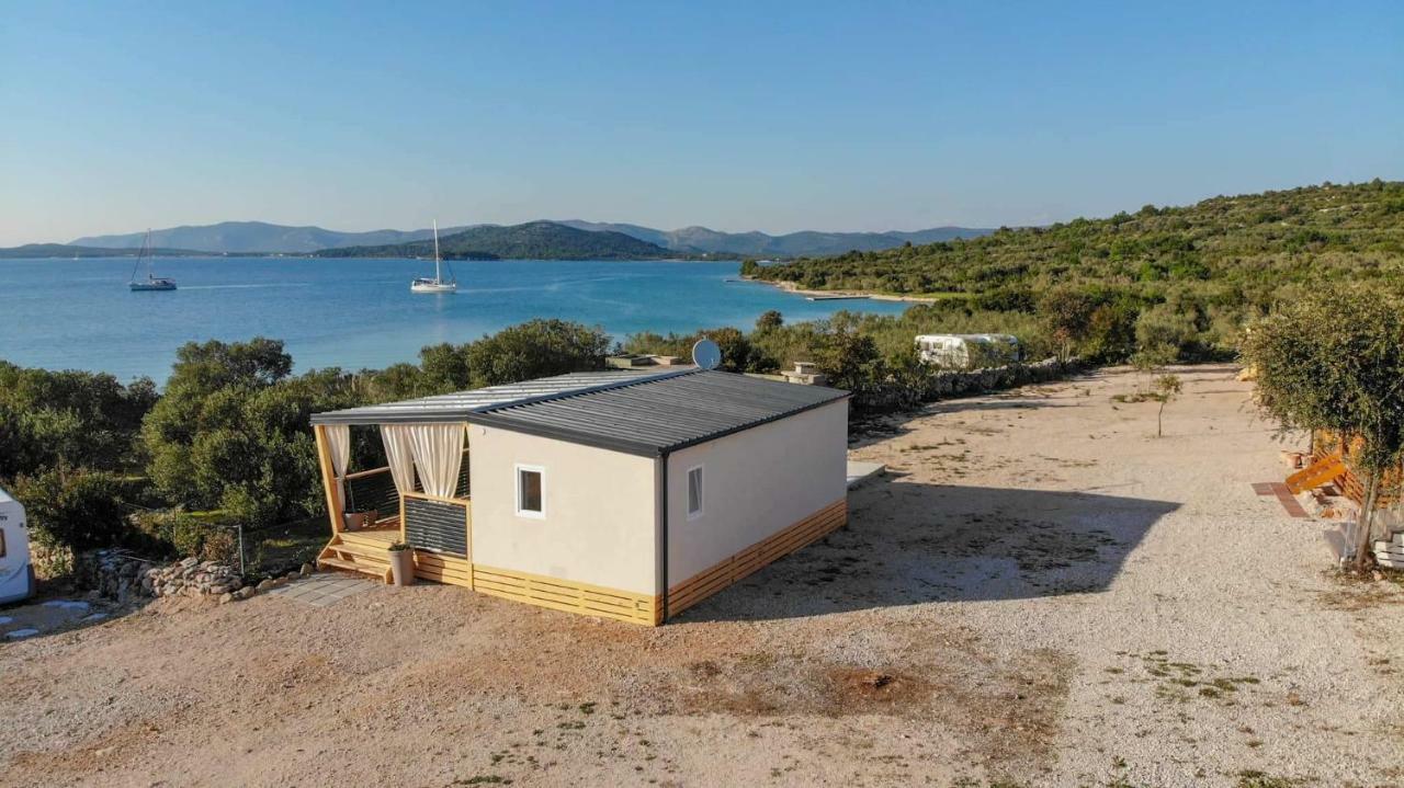Mobile Home Laura Tisno Eksteriør billede