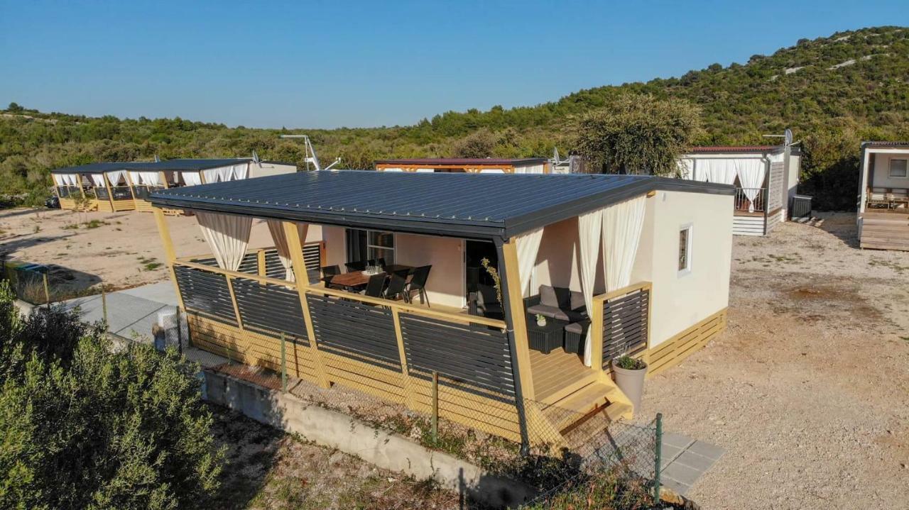 Mobile Home Laura Tisno Eksteriør billede