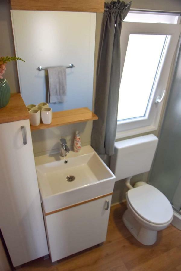 Mobile Home Laura Tisno Eksteriør billede